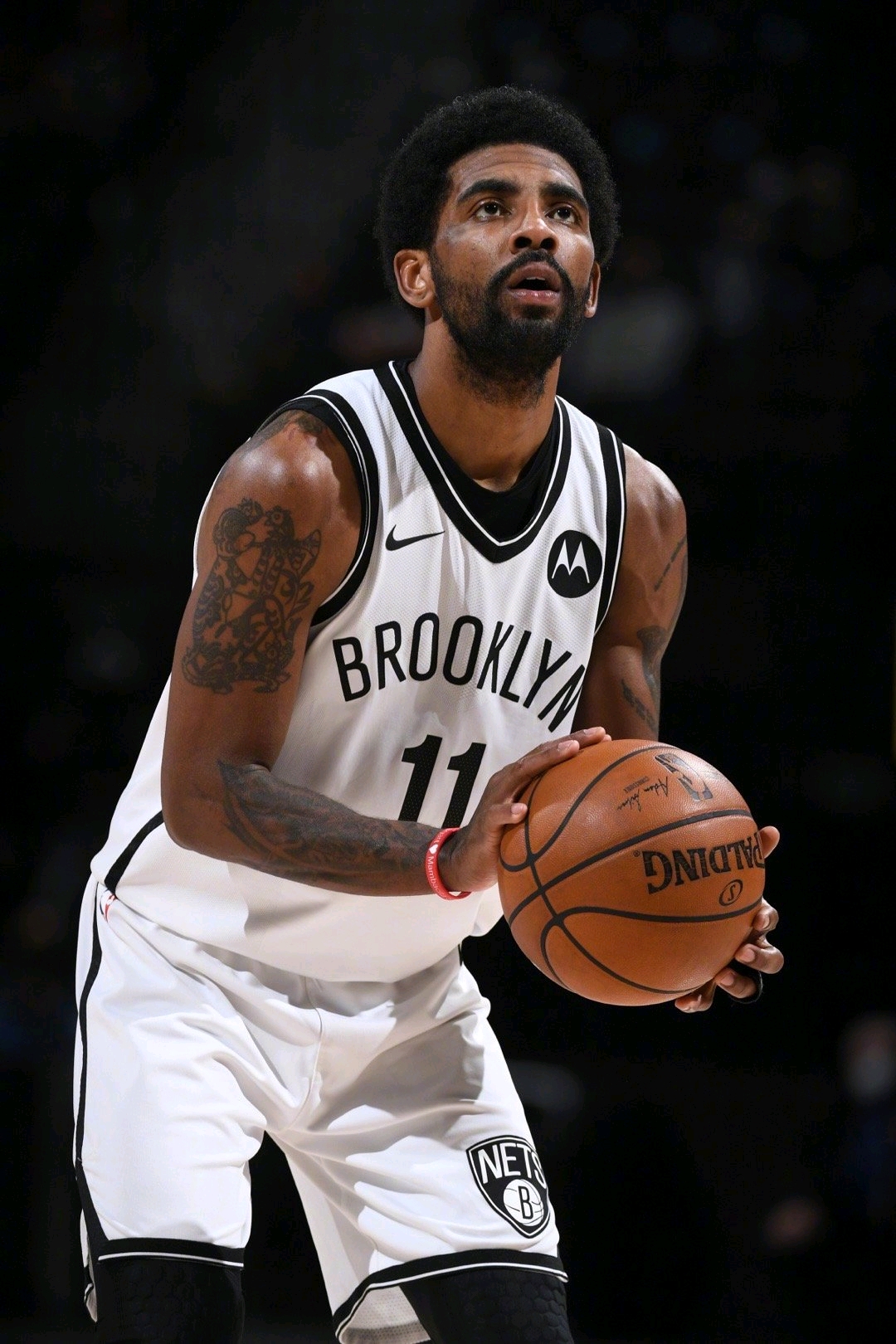 韩镕泽：赢下这场比赛是靠全队的信念，感谢球迷这一年的支持（韩镕泽：靠全队信念拿下胜利，感谢球迷一年以来的支持）