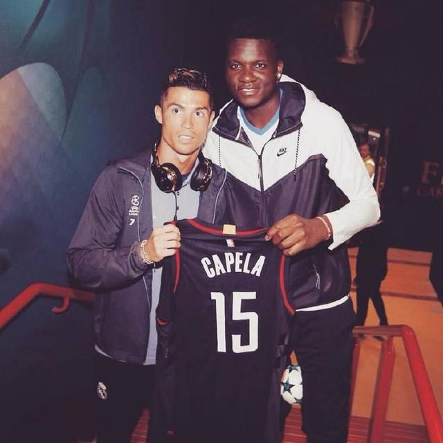 NBA：太阳击败篮网 杜兰特贡献全场最高分（NBA：太阳力克篮网 杜兰特轰下全场最高分）