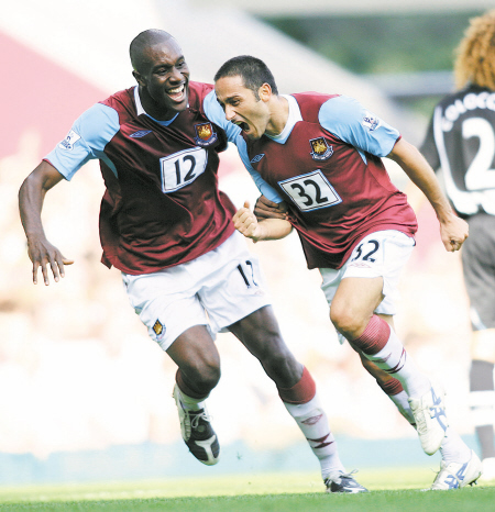 德甲官博祝贺邵佳一：期待邵佳一带领中国国家队走向更高舞台（德甲官博向邵佳一致贺：期待他率国足迈向更高舞台）