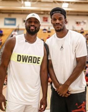 英足总官方：指控热刺后卫罗梅罗被红牌罚下后对裁判做出过激行为（英足总公告：热刺后卫罗梅罗红牌离场后对裁判行为过激，已被指控）