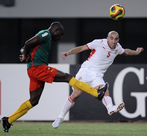 韦德：詹姆斯无需纠结得分上双纪录遭终结，他已获得无数的荣誉了（韦德：詹姆斯不必在乎得分上双纪录中断，他的荣誉已数不清）