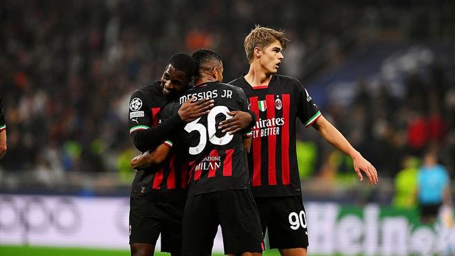 米体：罗马想在冬窗从马竞签拉斯帕多里，已经联系球员经纪人（米体：罗马拟在冬窗从马竞引进拉斯帕多里，已与经纪人接触）