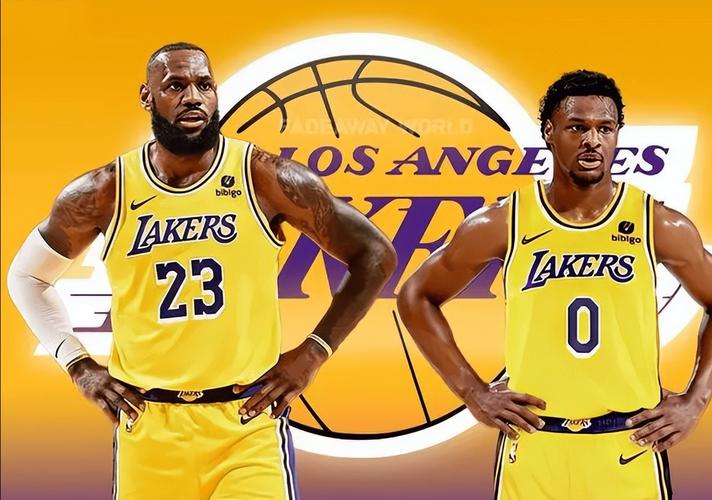 FM：尤文、斯图加特和洛里昂关注法国U20主力右闸贝尤库（FootMercato：尤文、斯图加特与洛里昂有意法国U20主力右后卫贝尤库）