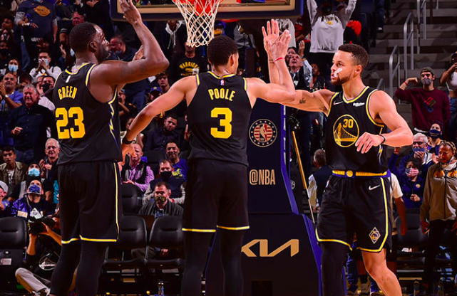 皇马防线告急！赫伊森回归成救星，姆巴佩伤情仍成疑（皇马后防拉响警报：赫伊森复出成关键，姆巴佩伤势仍未明朗）