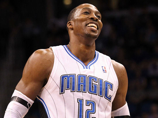 琼斯今日贡献8次抢断创生涯新高，也是自保罗后鹈鹕队史首人（琼斯单场8次抢断刷新生涯纪录，成保罗以来鹈鹕首位达成者）