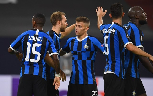 穆帅评价本菲卡13场不败，认为网坛3巨头之一本可以踢足球（穆里尼奥谈本菲卡13场不败：网坛三巨头之一具备踢足球的实力）