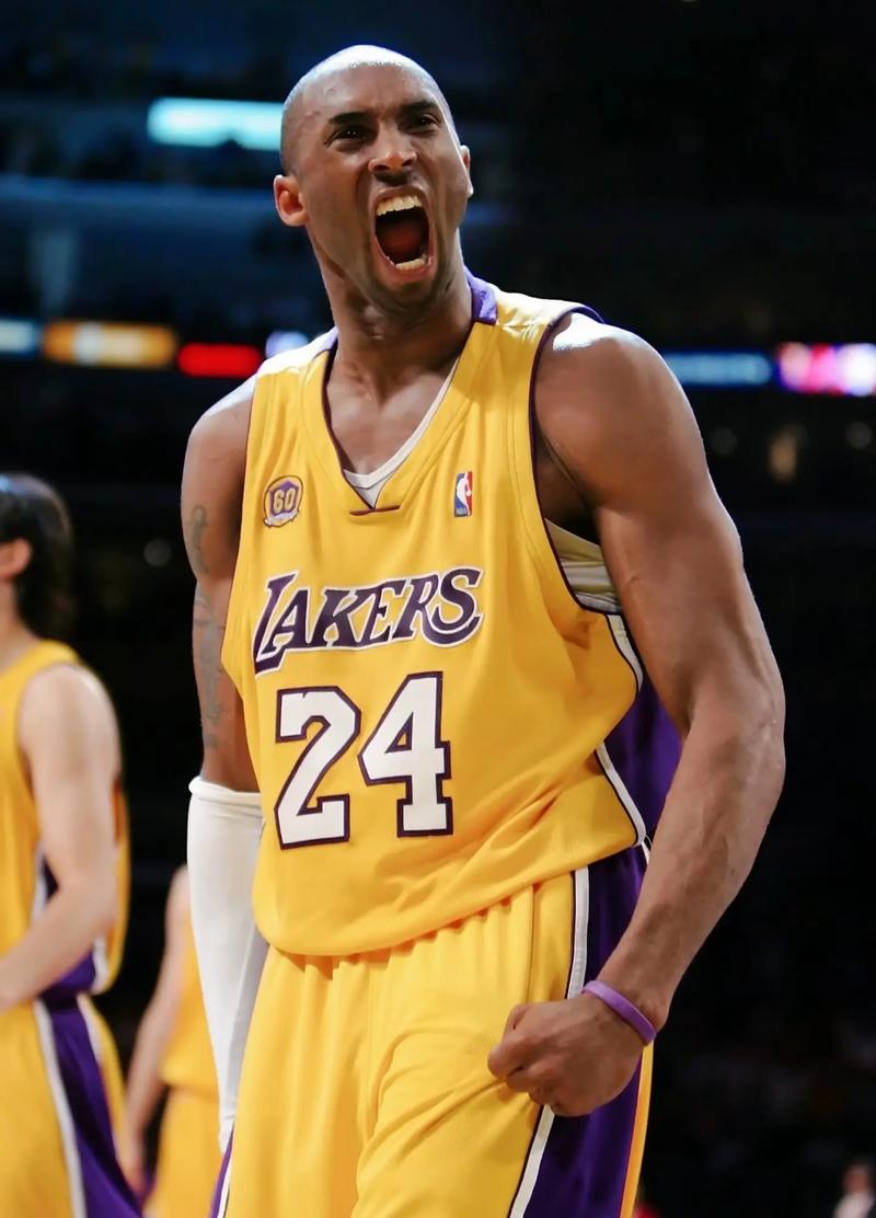 英超赛程提醒：切尔西对阵曼联,（英超焦点对决：切尔西迎战曼联）