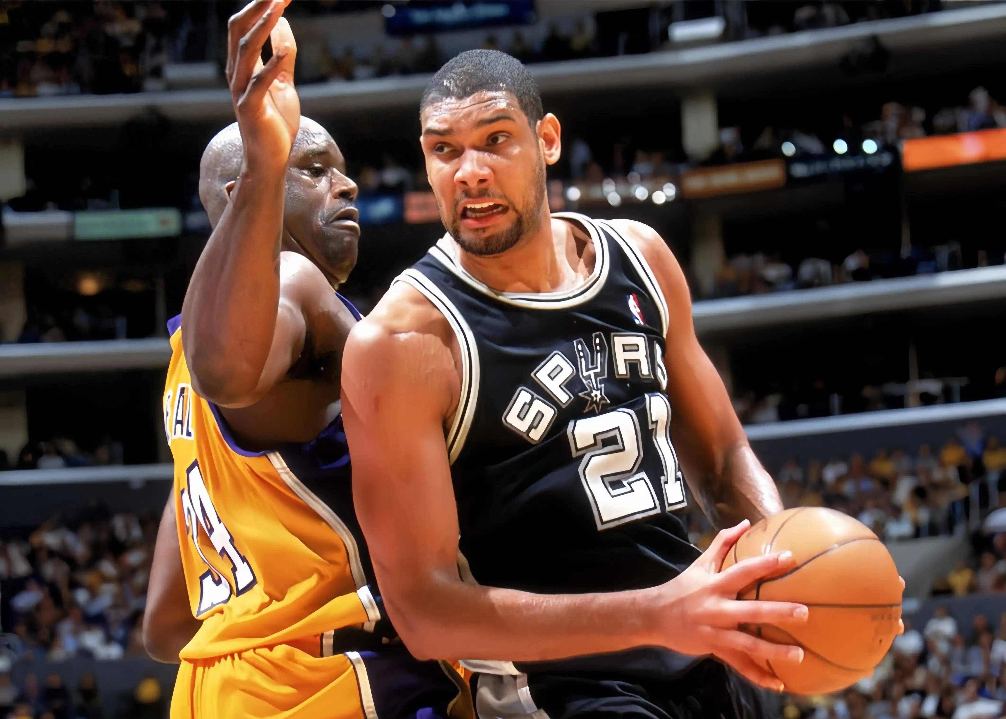 RMC：巴黎大巴被毕包球迷石块袭击，所幸并无人员受伤（RMC：毕包球迷向巴黎大巴投掷石块，所幸无人受伤）