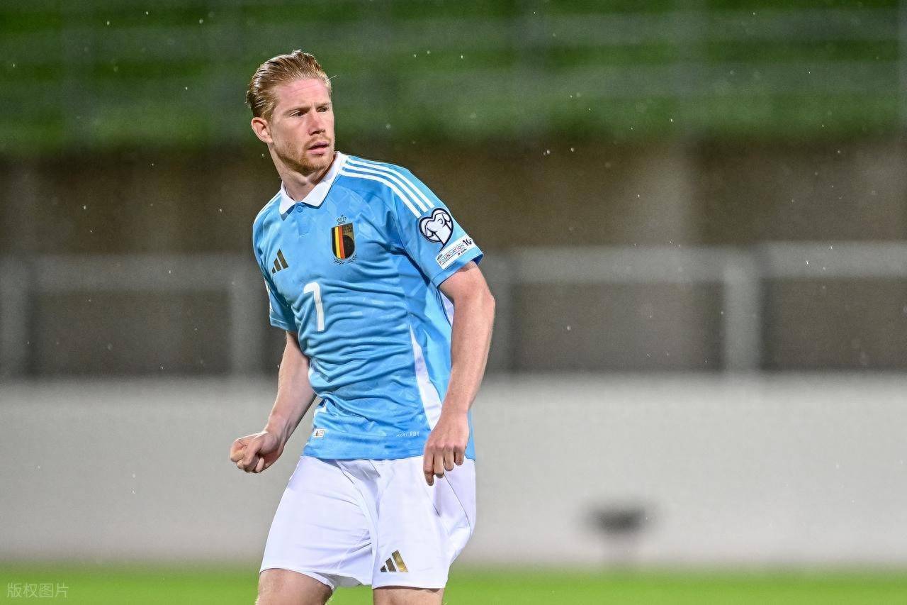 穆勒谈看拜仁比赛时发笑：当时在讨论卡尔，结果他刚好进球了（穆勒谈看拜仁时发笑：正讨论卡尔，他随即破门）