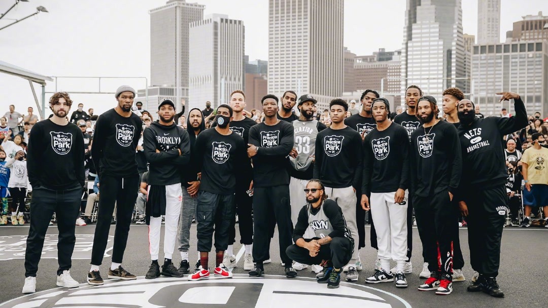 卡斯尔：东契奇是多次入选全明星的球员，不可能完全阻止他（卡斯尔：东契奇多次全明星在身，想彻底限制他不现实）