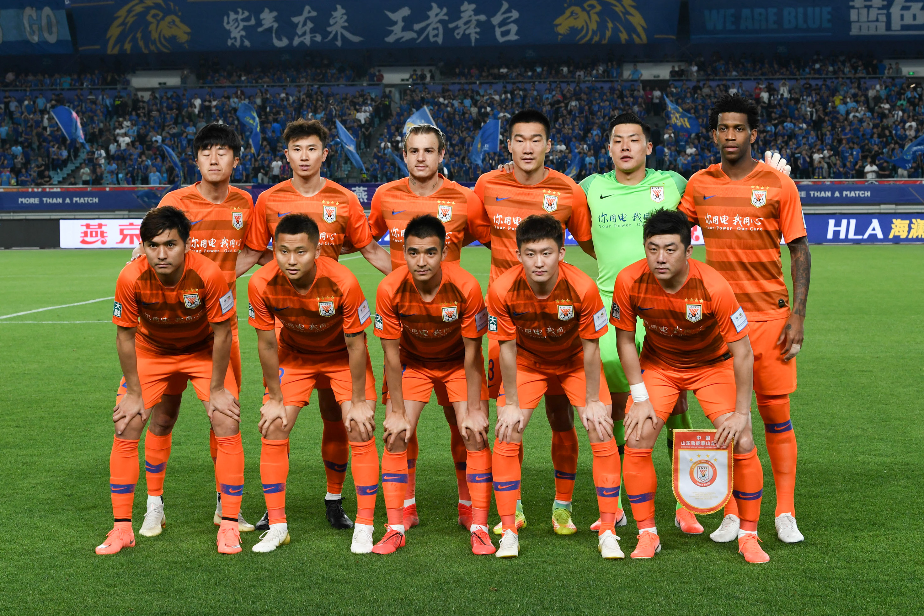 掘金更新约翰逊伤情：右膝过度伸展预计4-6周后复查 球队已折损三大首发（掘金伤情通报：约翰逊右膝过度伸展预计4-6周后复查，三名首发已缺阵）