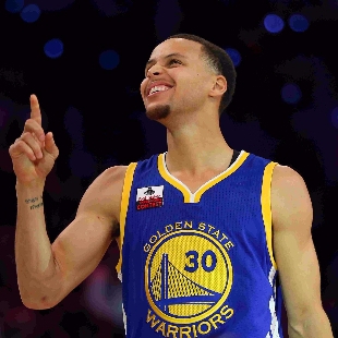 卡佩罗怒批利物浦争议点球，VAR判罚引争议（卡佩罗痛批利物浦点球判罚，VAR再度引发热议）